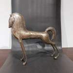 Etruskische Pferdeskulptur der Marke Whoppah