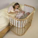 Babybett von Babybay, in der Farbe Weiss, aus Holz, andere Perspektive, Vorschaubild