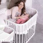 Babybett von babybay, in der Farbe Weiss, aus Holz, andere Perspektive, Vorschaubild