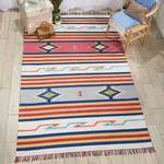 Handgefertigter Teppich der Marke Rugs Direct