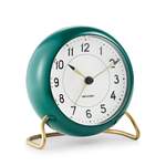 Arne Jacobsen der Marke Arne Jacobsen Clocks