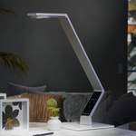 Schreibtischlampe von Luctra, in der Farbe Weiss, aus Aluminium, andere Perspektive, Vorschaubild