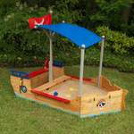 Bootförmiger Sandkasten der Marke KidKraft